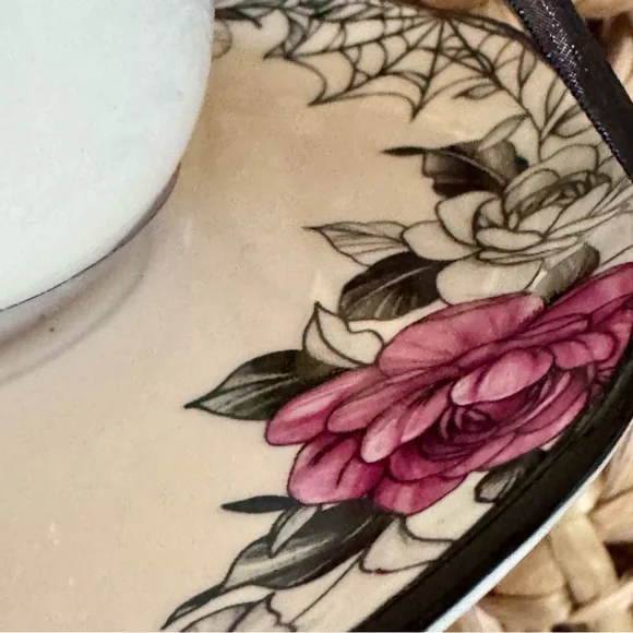 New! 4) Gothic Skeleton & Spider Webs Pink Roses Halloween TeaCup & Saucer